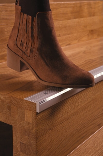 18018UH.jpg