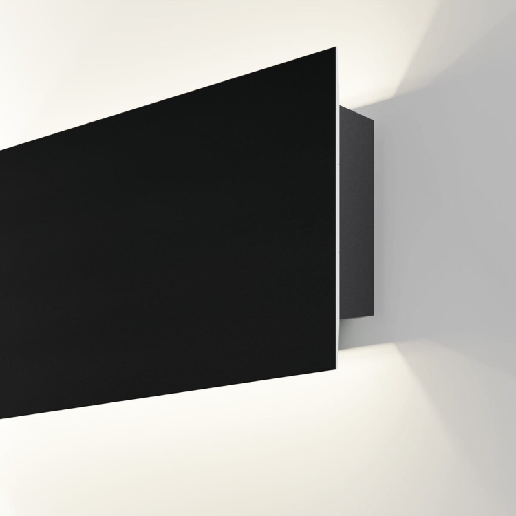 1. C24470C07UH_3.jpg