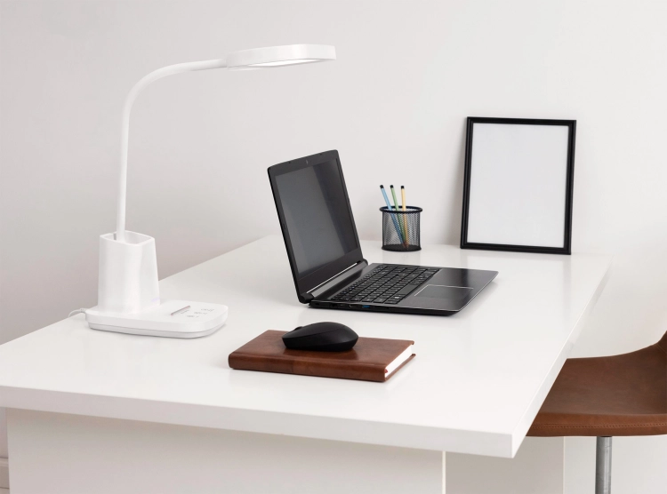 Lampka biurkowa K-BL1301 BIAŁY z serii TOLA